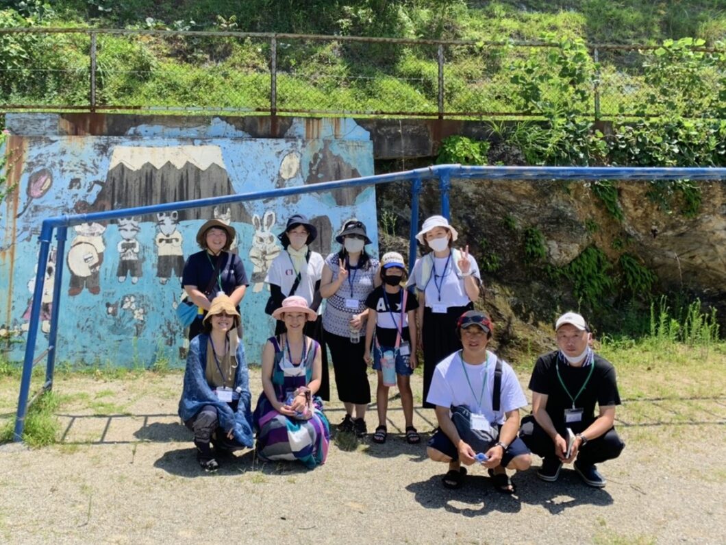 菅島お試し移住ツアー参加者集合写真